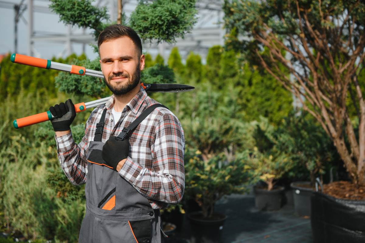 Gärtner beauftragen in Göppingen — Kosten, Leistungen und Ve
